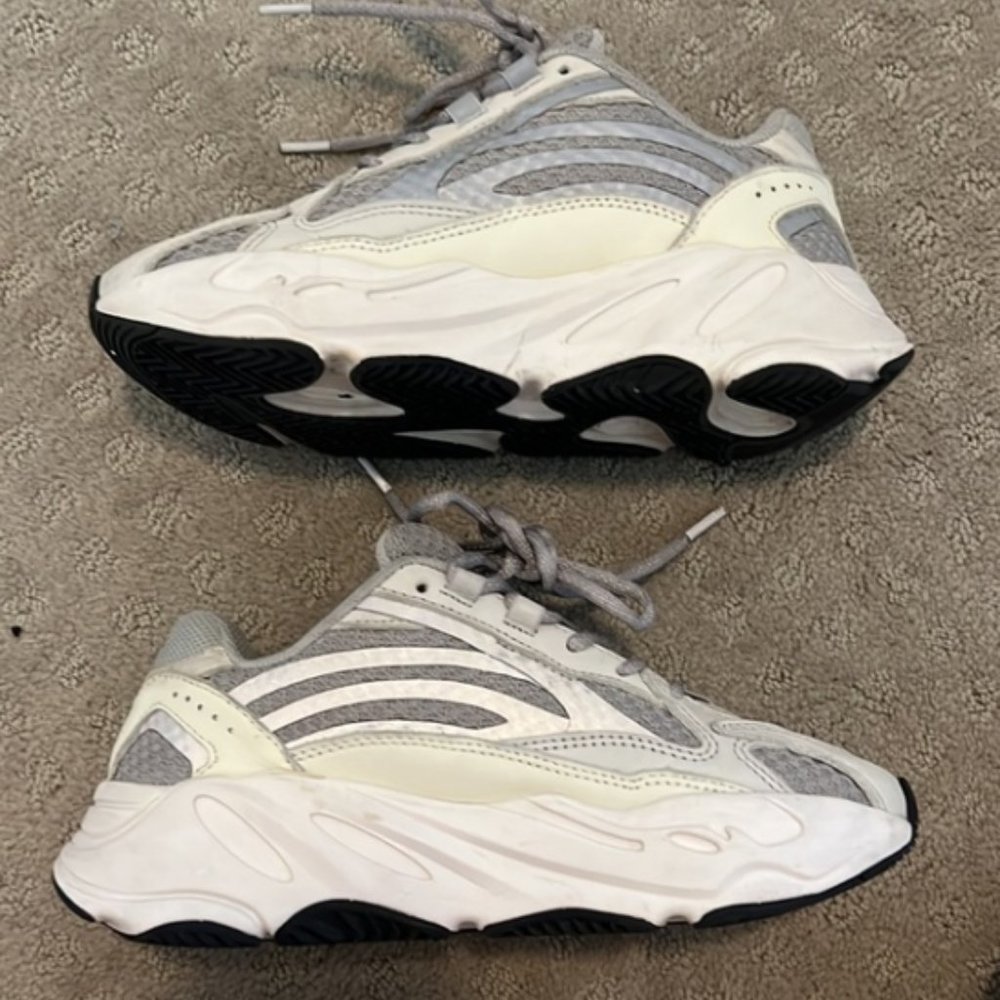 Yeezy Boost 700 V2 ‘Static’